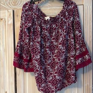 Women's Floral Burgundy Top